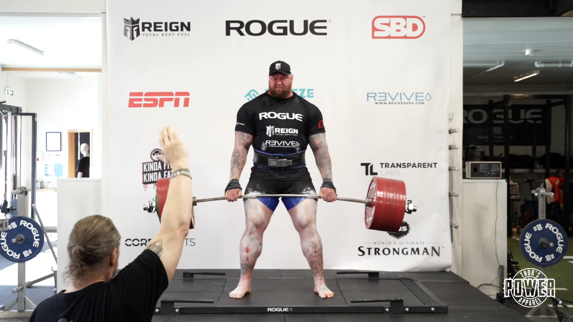Hafthor 'The Mountain' Bjornsson breaks deadlift world record live on Twitch
